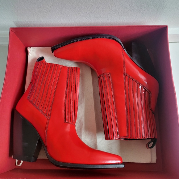 New Valentino Garavani Rockstud Leather Ankle Western Cowboy Boots NWT 10.5 US - Picture 9 of 16